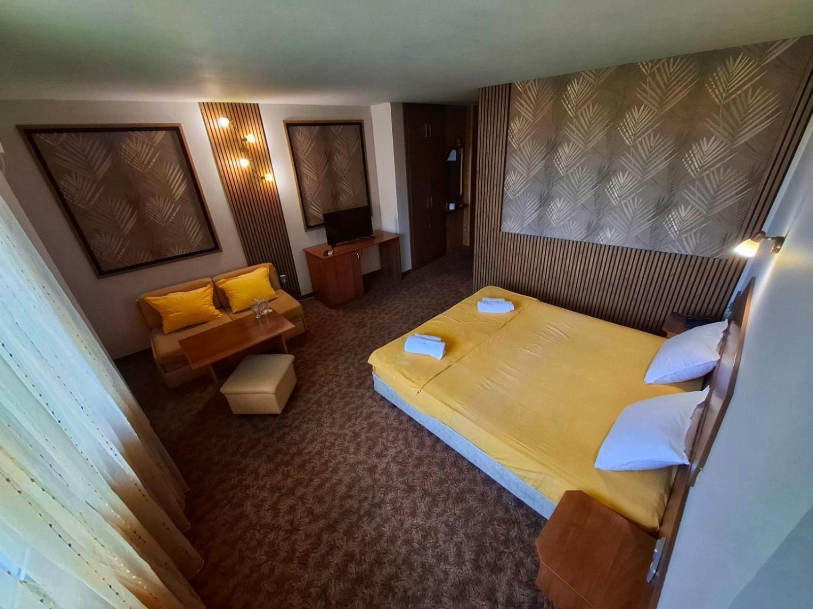 Korona Hotel Blagoevgrad Kültér fotó