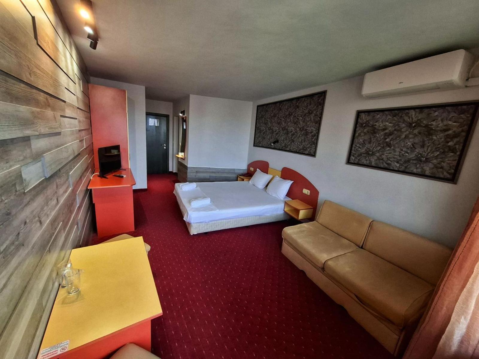 Korona Hotel Blagoevgrad Kültér fotó